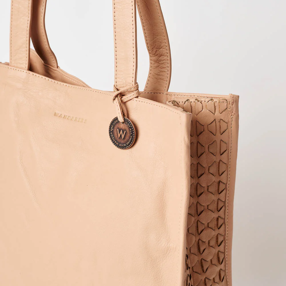 The Assisi Tote - Image 27