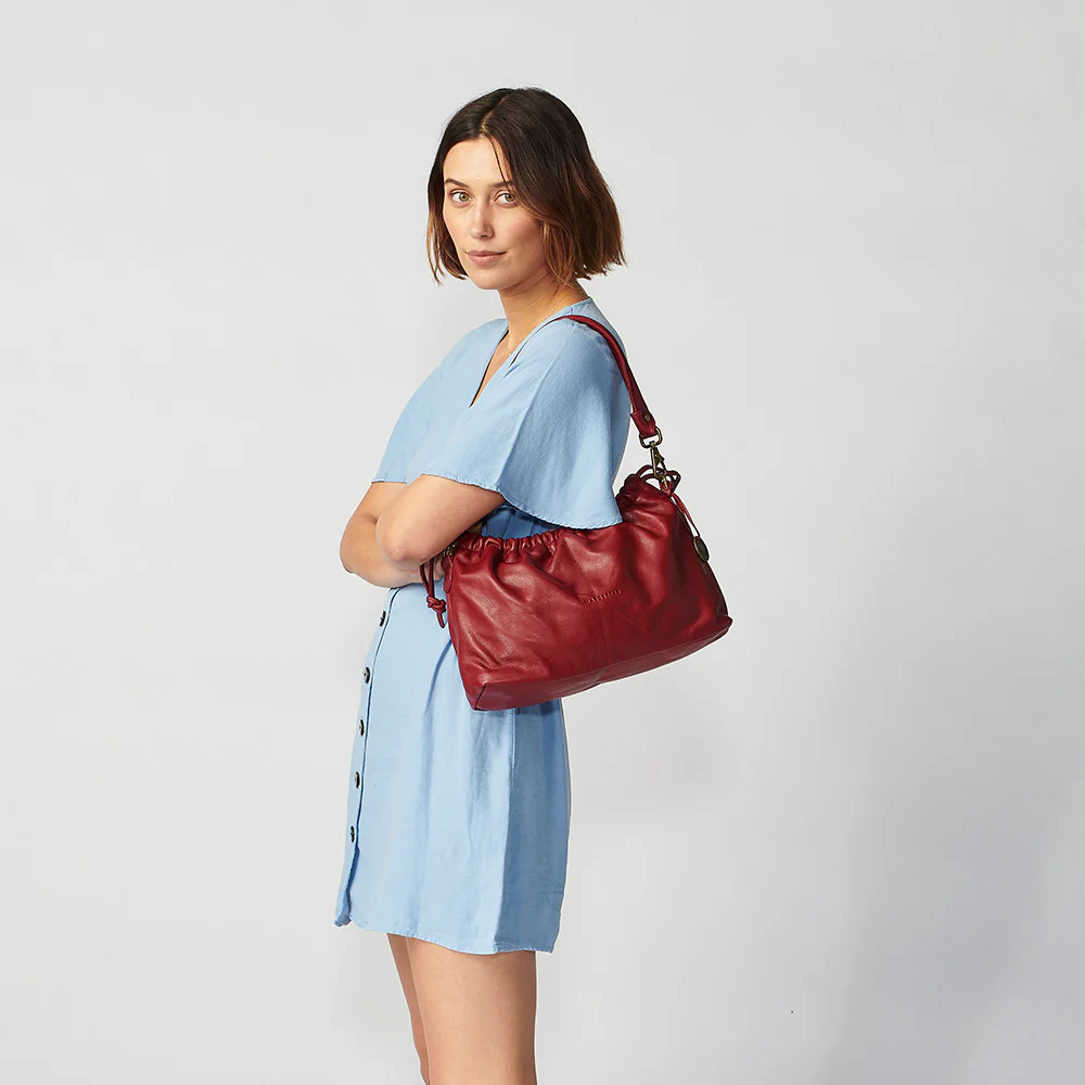 The Cologne Handbag - Image 37