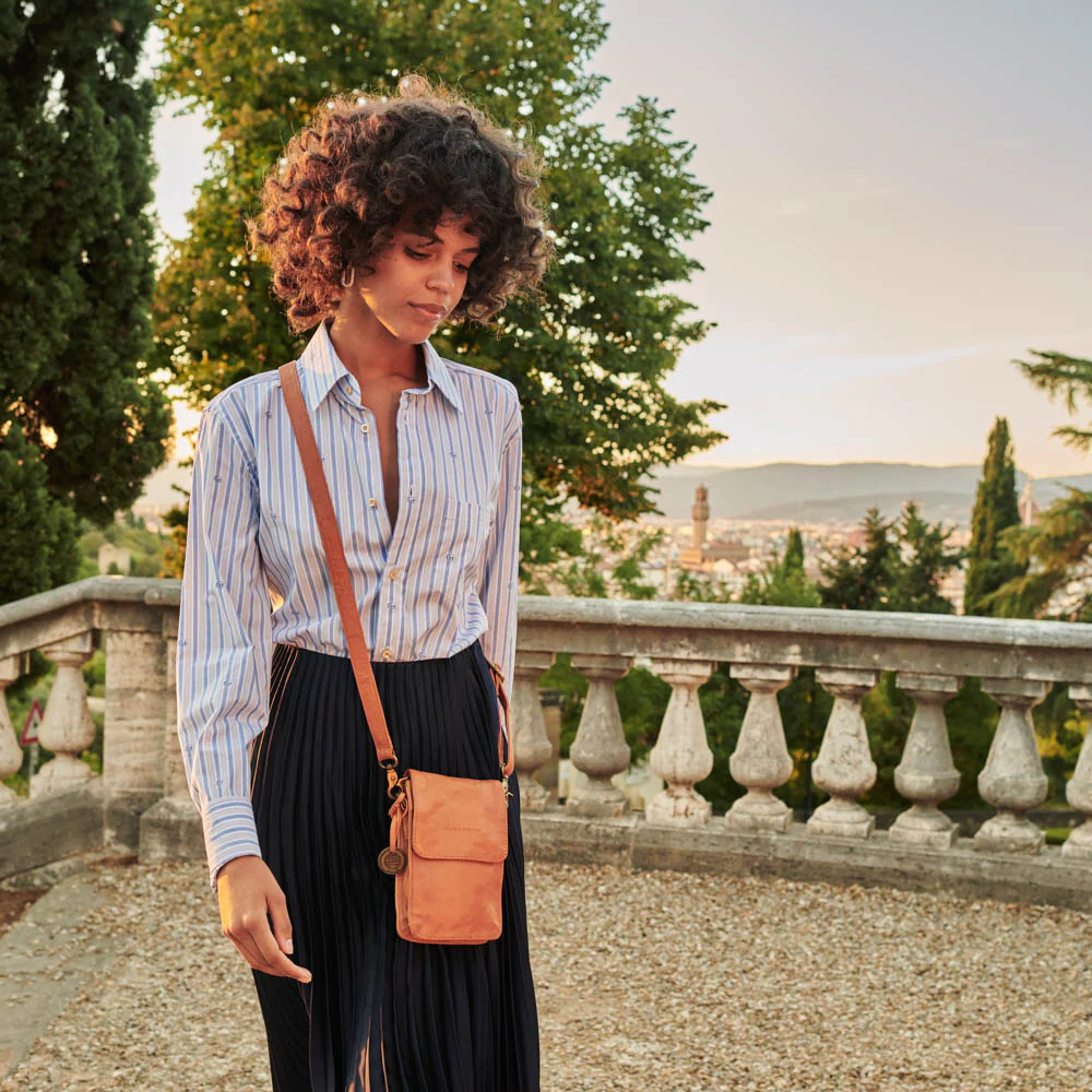 The Hamburg Crossbody - Image 62