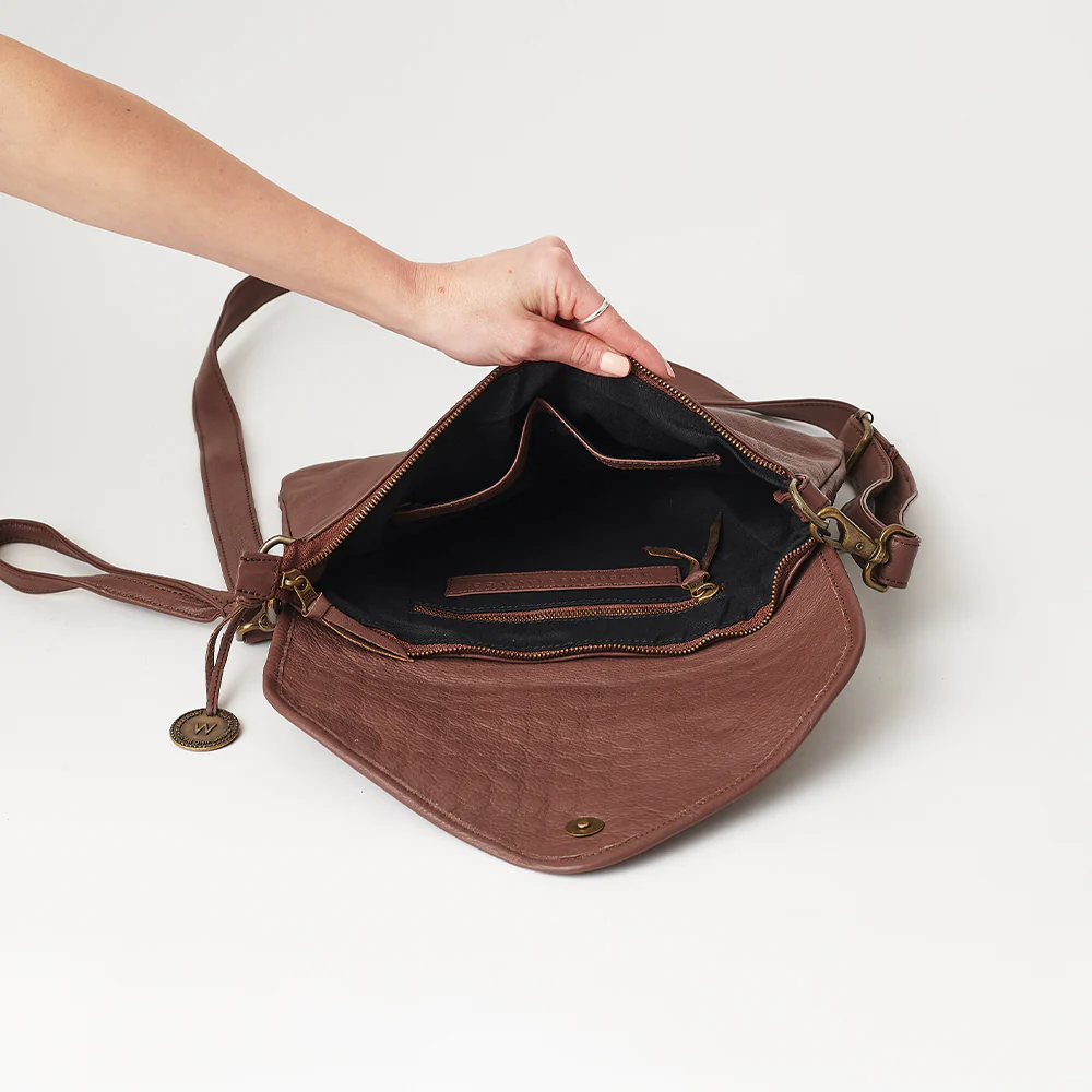 The Marseille Woven Crossbody Clutch - Image 130