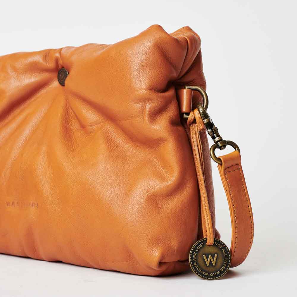 The Pré-Saint-Didier Crossbody - Image 65